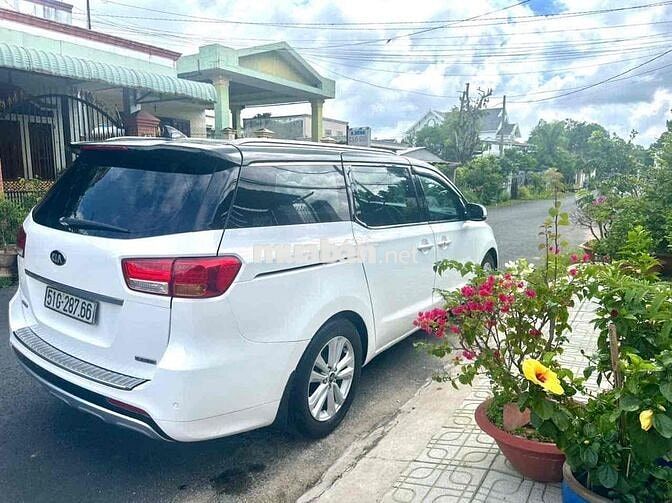 Kia Sedona 2018 2.2L DATH máy dầu