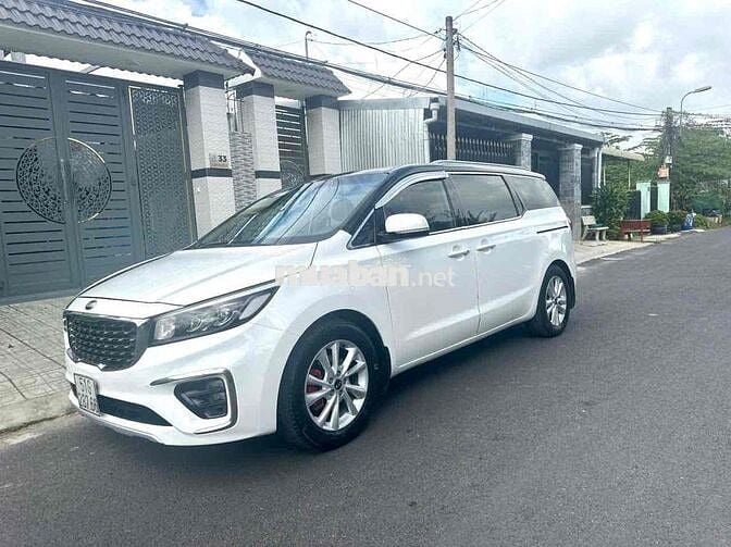 Kia Sedona 2018 2.2L DATH máy dầu
