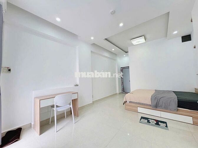 STUDIO BAN CÔNG THOÁNG MÁT FULL NỘI THẤT XỊN XÒ GẦN SÂN GOLF TÂN SƠN