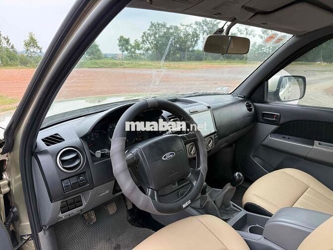 Ford Ranger 2011 XL 2.5 4x4 MT - 200000 km