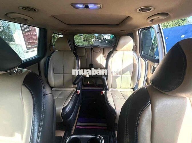 Kia Sedona 2018 2.2L DATH máy dầu