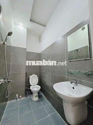 STUDIO BAN CÔNG THOÁNG MÁT FULL NỘI THẤT XỊN XÒ GẦN SÂN GOLF TÂN SƠN