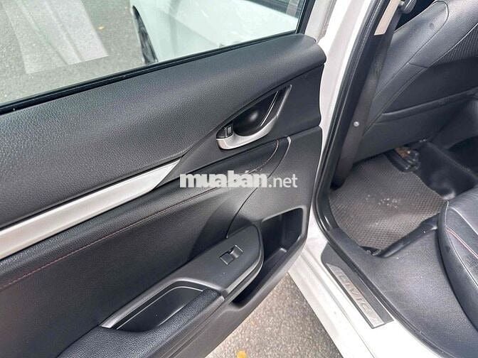 Honda Civic 2019 1.5 Turbo RS - 72000 km