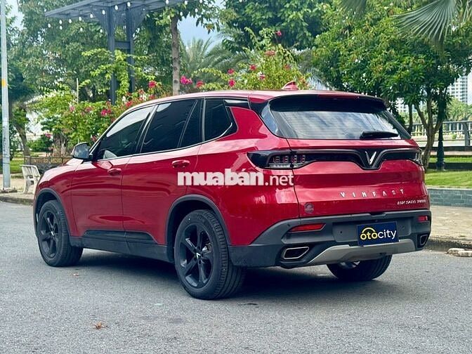 VinFast Lux SA Base 2020 - Màu đỏ - 5v9km