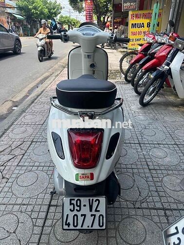 Xe vecpa đèn vuông chính chủ bao kí
