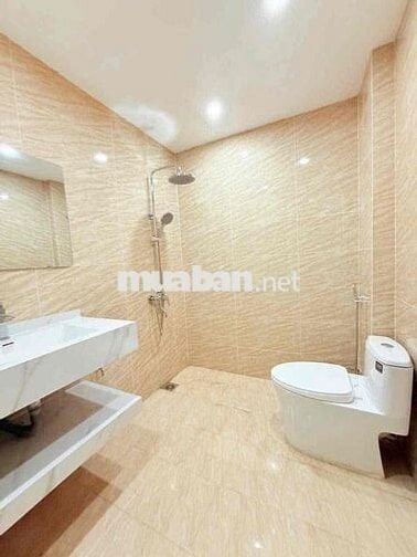 CƠN SỐT ĐỘC NHẤT VÔ NHỊ! LÔ GÓC NỞ HẬU, 40M2 MỚI TINH, THANG MÁY, OTO