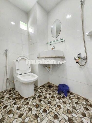 🧧Căn Hộ Sang Trọng _ Bảo vệ 24/24 _ Thang máy _ Gàn Chợ Tân Hương📍