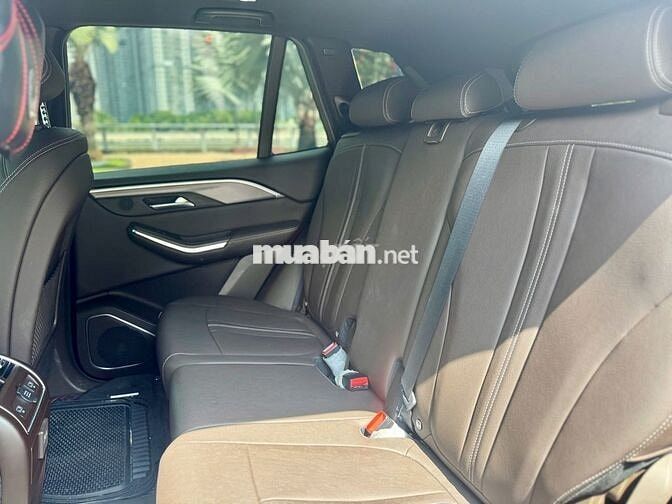 VinFast Lux SA Base 2020 - Màu đỏ - 5v9km