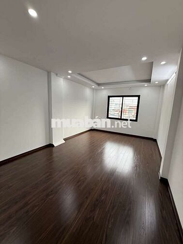 NR ngõ 206 Trương Định, 35m2 5t 3pn, NTCB. 12 triệu.lh ***