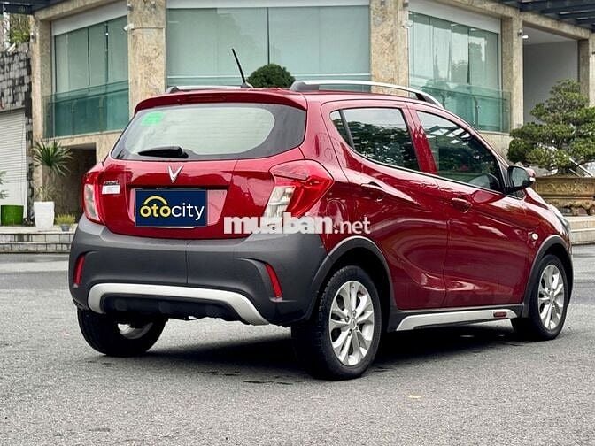 VinFast Fadil Base 2020 - Màu đỏ  - 4v1km