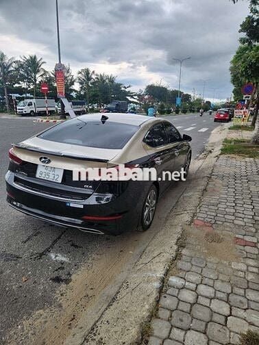 Bán xe Huyndai 2.0 AT đẹp đời 2019