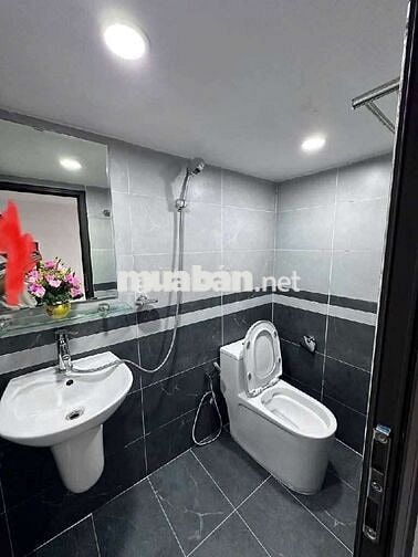 NR ngõ 206 Trương Định, 35m2 5t 3pn, NTCB. 12 triệu.lh ***
