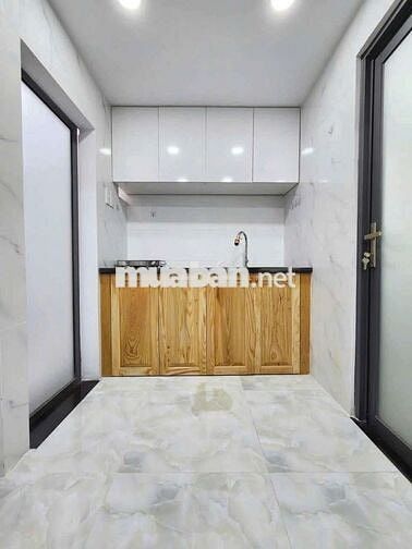 🧧Căn Hộ Sang Trọng _ Bảo vệ 24/24 _ Thang máy _ Gàn Chợ Tân Hương📍