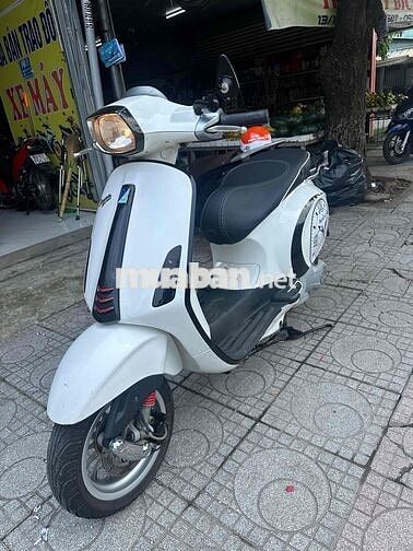 Xe vecpa đèn vuông chính chủ bao kí
