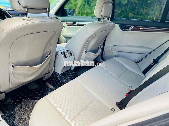 Mercedes Benz C Class 2010 C250 CGI - 90000 km