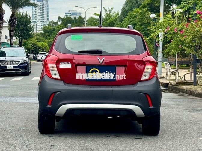 VinFast Fadil Base 2020 - Màu đỏ  - 4v1km