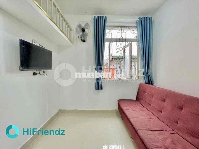 Phòng Gác Cửa Sổ Trời Full Nội Thất Thang Máy Giá Rẻ Quận 4
