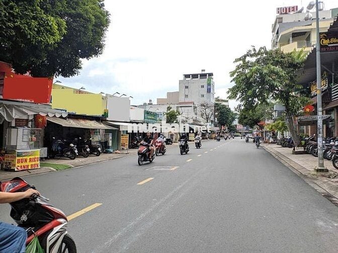 NHÀ MẶT TIỀN ĐƯỜNG TÂN HƯƠNG 5X20 NẰM GẦN ĐƯỜNG ĐỘC LẬP.