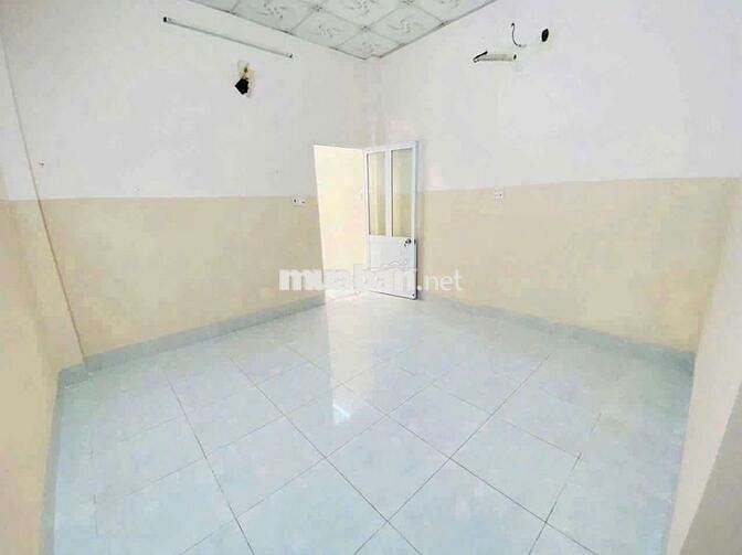 CHO THUÊ NHÀ LẦU 2PN KDC HƯNG PHÚ QUA CẦU 26/3 GIÁ 6TR/THÁNG
