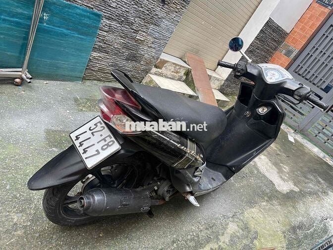 nhà con chiếc xe ban lai cho ai can nha chat choi