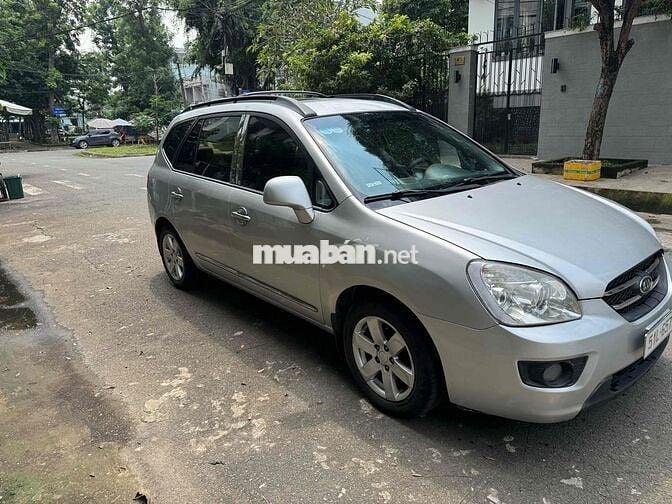 Kia Carens 2008 2.0 CRDi MT - 150000 km