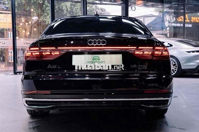 Audi A8L 2022 55 TFSi quattro
