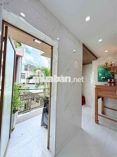 Bán nhà 2 tầng kiệt Lê Duẩn ngay trung tâm gần đường chính