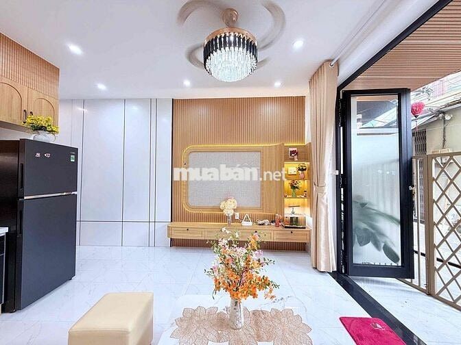 Bán nhà 2 tầng kiệt Lê Duẩn ngay trung tâm gần đường chính