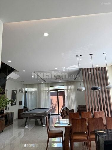 Cần bán biệt thự an phú an khánh Q2 ngay công viên hồ sinh thái .