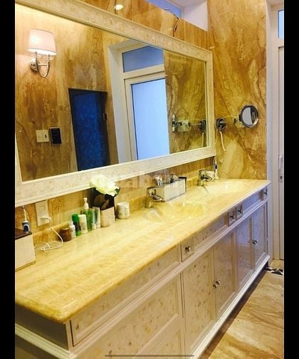 Bán biệt phủ măt tiền đường 20m 793 Trần Xuân Soạn P.Tân Hưng Q.7.