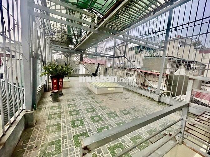 Đê La Thành – 6 Tầng – Mặt Tiền 4.2m – 10.5 Tỷ – Vị Trí Vàng Đống Đa