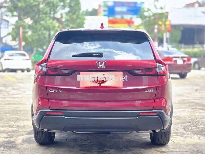 Honda CR V 2024 L - 11000 km