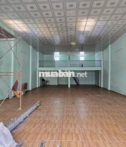 cho thuê lam vp,kho,cty 8,2m dài 22m nở hậu 9.2m