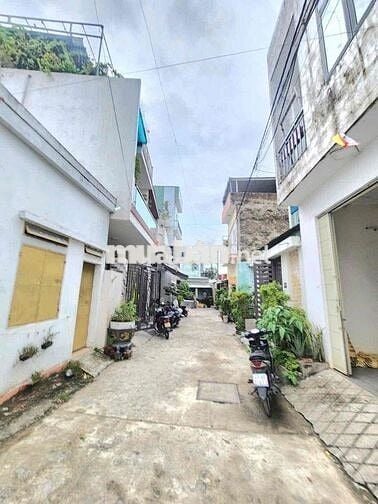 Đất vuông vức- kiệt oto- Nguyễn Lương Bằng