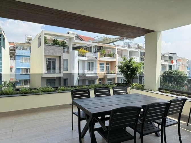 Cần bán biệt thự an phú an khánh Q2 ngay công viên hồ sinh thái .
