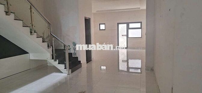 Cho thuê nhà làm văn phòng trong khu đô thị Vạn Phúc