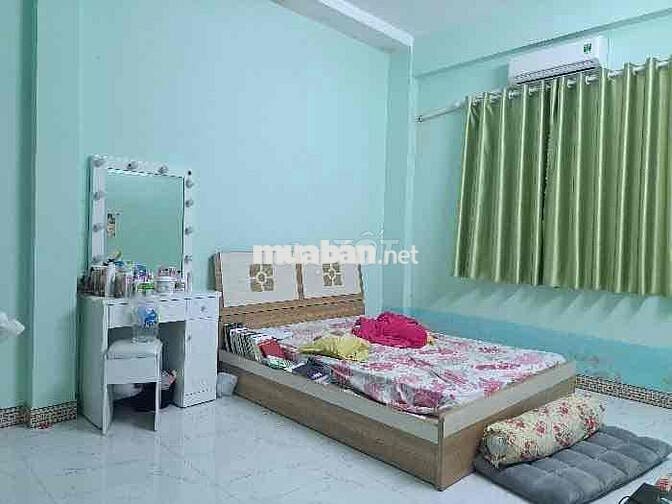 NHÀ QUI ĐỨC BÌNH CHÁNH,GẦN UỶ BAN,TRƯỜNG C1 C2 CHỢ