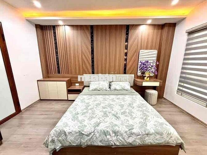 NHÀ ĐẸP LONG LANH - FULL NỘI THẤT - 3 NGỦ CÓ THỂ LÀM 4 NGỦ - GẦN PHỐ T