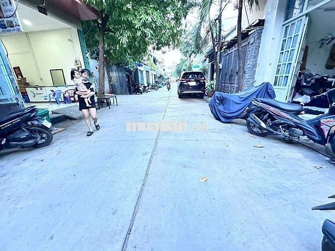 6tr chốt cọc 1thang nhà nguyên căn hẻm 7m thông dt 4,2❌13 trệt 1 lửng