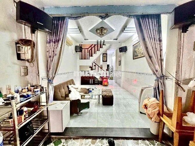 Thanh Lý Căn Nhà Ngay Vị Trí Mặt Tiền Đường Lớn