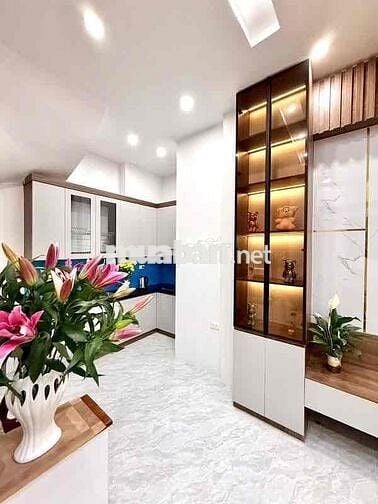 NHÀ ĐẸP LONG LANH - FULL NỘI THẤT - 3 NGỦ CÓ THỂ LÀM 4 NGỦ - GẦN PHỐ T