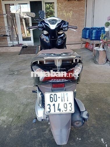Lead.2021 xanh đen đèn led xe còn mới