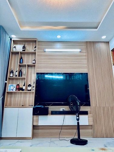Giảm sâu, chỉ còn 4,268 tỉ - 47 m2, Ngay Quang Trung, Emart P.H.I
