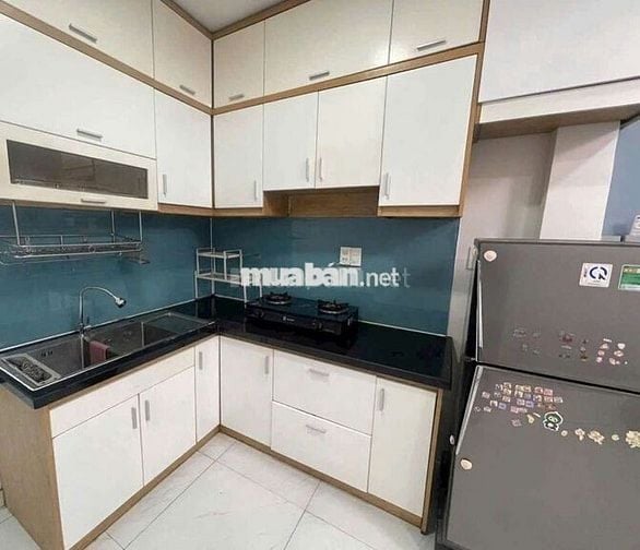 Cho thuê nhà mới sạch sẽ full nội thất