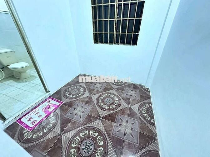 6tr chốt cọc 1thang nhà nguyên căn hẻm 7m thông dt 4,2❌13 trệt 1 lửng