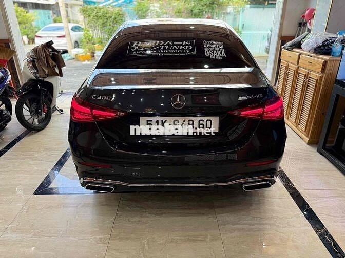 Mercedes Benz C Class 2022 C300 AMG - 9000 km