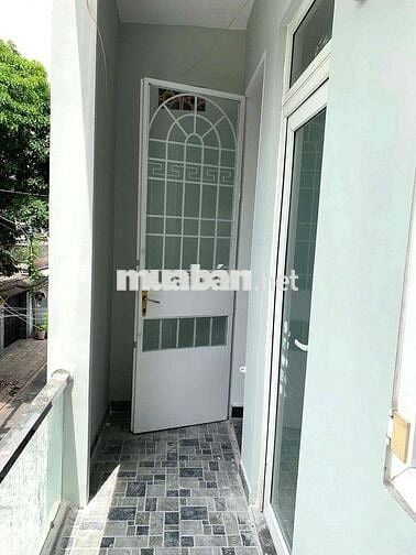 CHO THUÊ NHÀ MẶT TIỀN ĐƯỜNG BÀU BÀNG P13, TÂN BÌNH