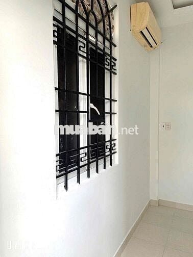 CHO THUÊ NHÀ MẶT TIỀN ĐƯỜNG BÀU BÀNG P13, TÂN BÌNH