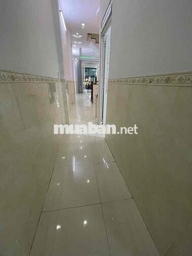 NHÀ MẶT TIỀN 8M BÙI QUANG LÀ GẦN EMART2 102M2 ( 4 X 26 ) SỔ HỒNG