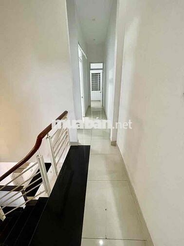 NHÀ MẶT TIỀN 8M BÙI QUANG LÀ GẦN EMART2 102M2 ( 4 X 26 ) SỔ HỒNG